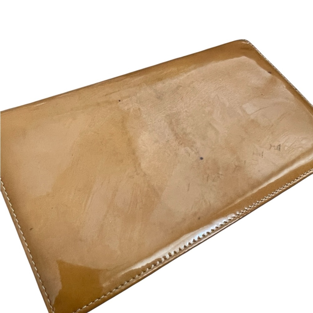 CHANEL CC Logo Camel Brown Leather Bifold Long Wallet - Picture 4 of 16